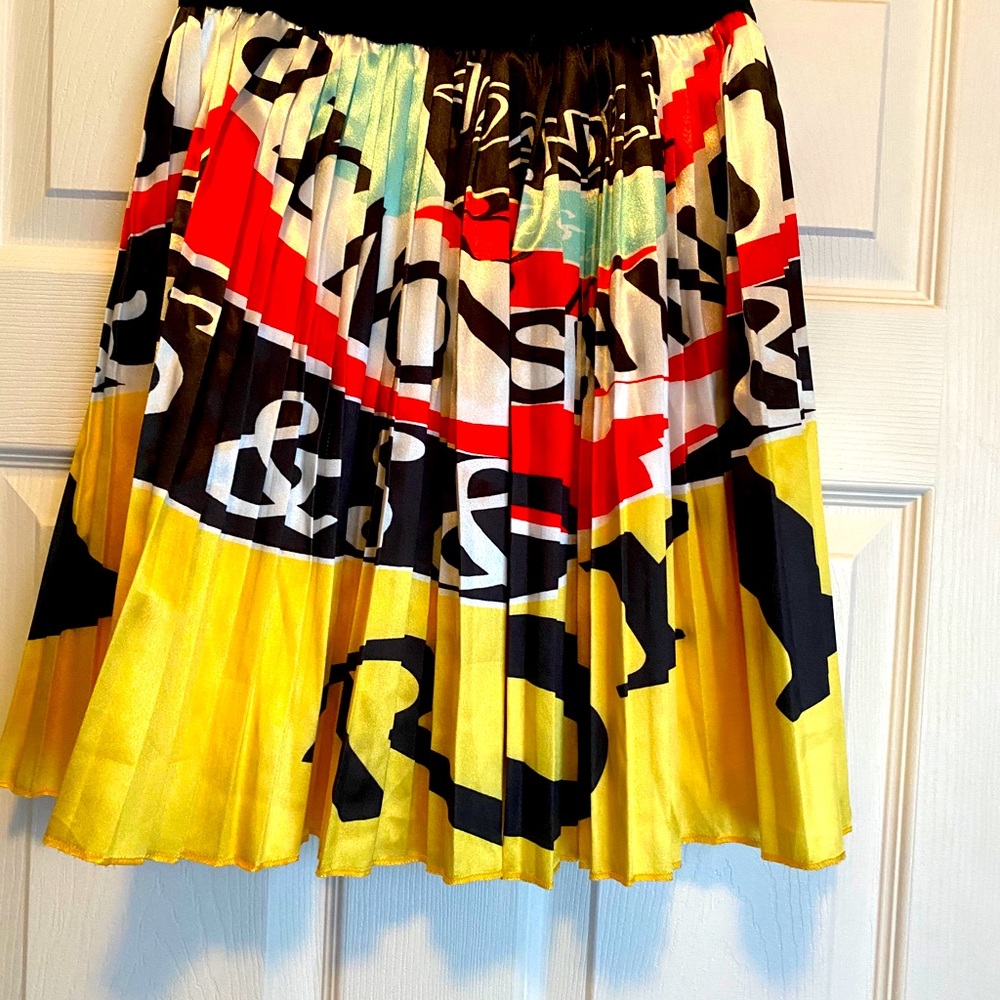 Mini skirt - Picture 1 of 1